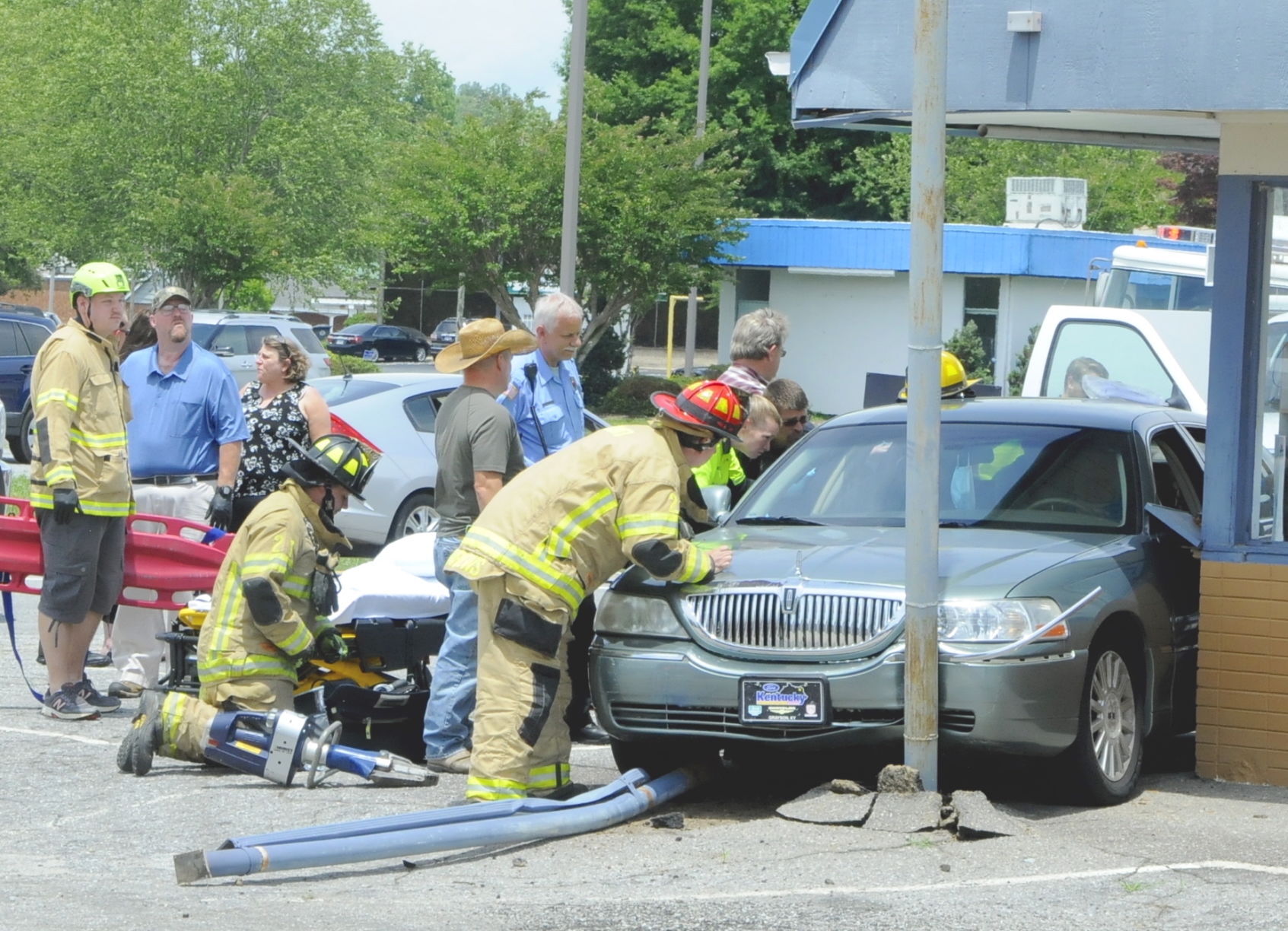 On Wilkesboro Boulevard